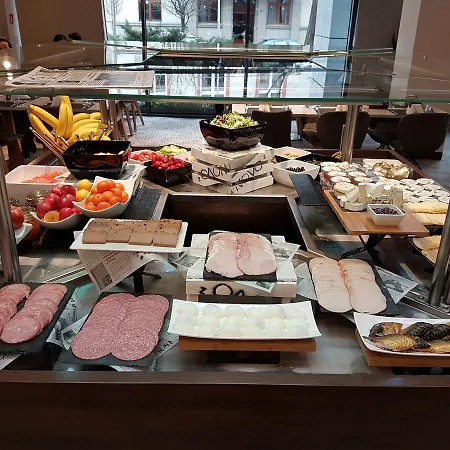 Vistula Boutique Exclusive *